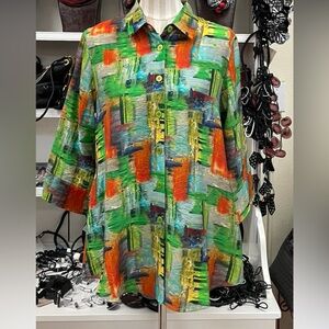 Green Abstract Top w/ Zipper detailing